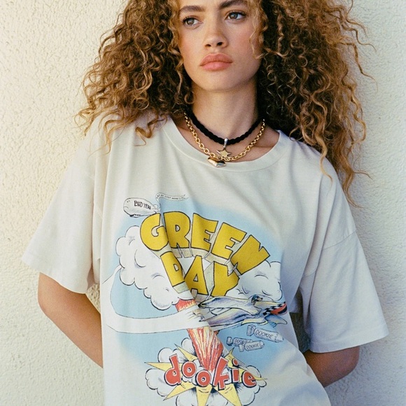 DaydreamerGreen Day Dookie Oversized Tee SZ. L NWT - Picture 1 of 4